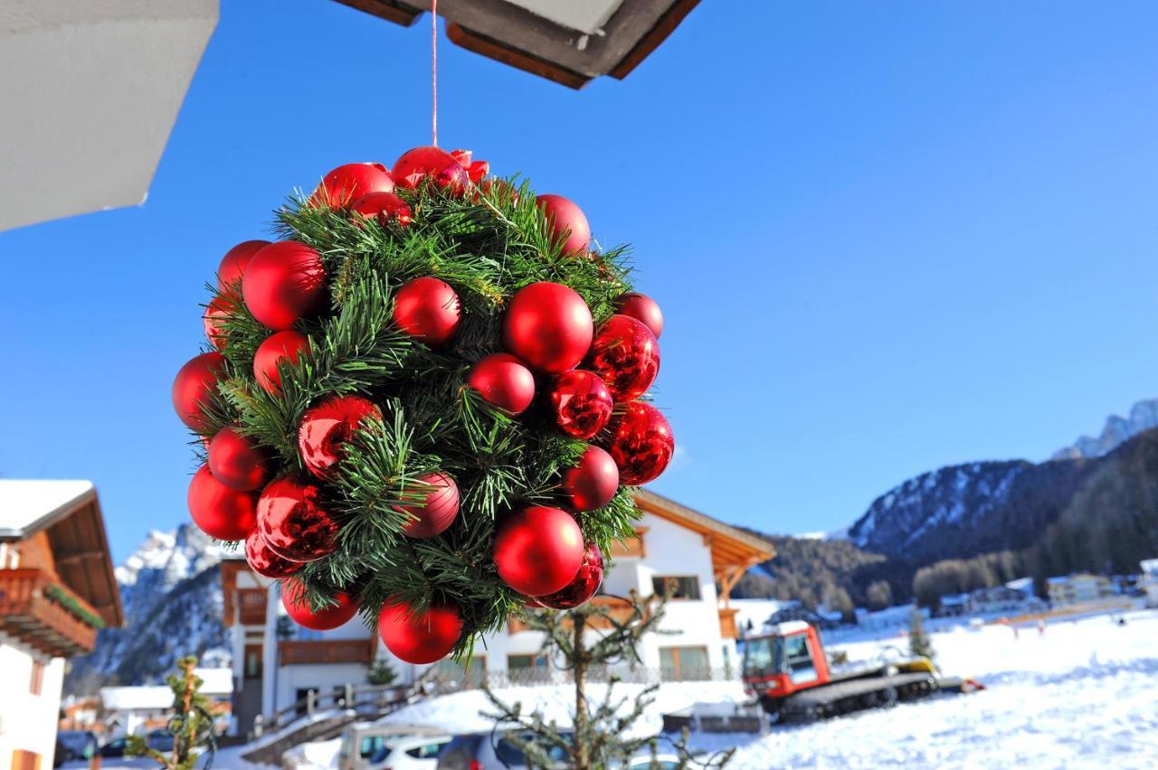 Garni Bondi Bed & Breakfast Selva di Val Gardena Exterior foto